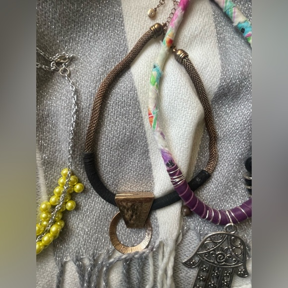 6 Necklaces - Vintage / Designer/ Costume - Lot of 6 Klein, 1946, Hamsa Hand - Picture 2 of 16